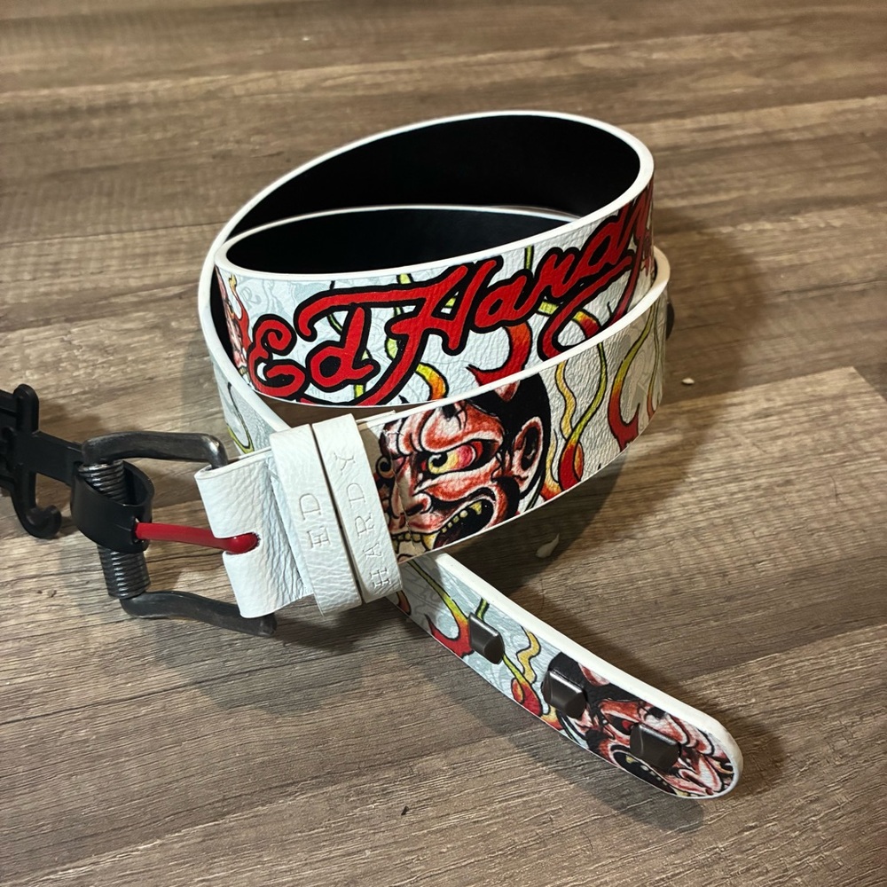 Size 38 White EdHardy Flame Belt